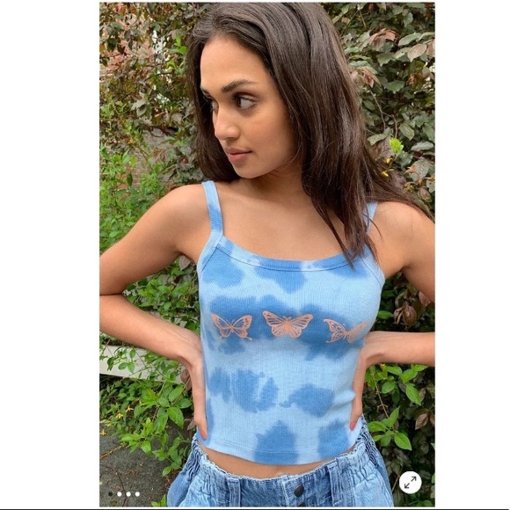 Urban Outfitters Blue/White Tie Dye Butterfly Crop Top Tank size Small EUC